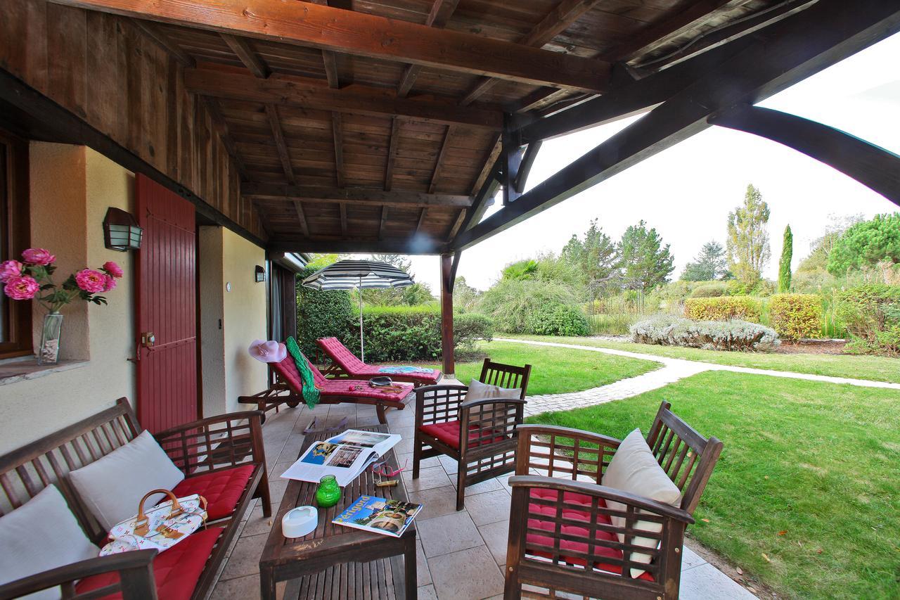 Au Jardin Fleuri Hotel Bosset Стая снимка