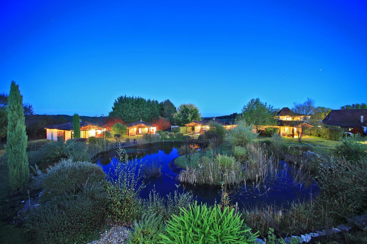 Au Jardin Fleuri Hotel Bosset Екстериор снимка